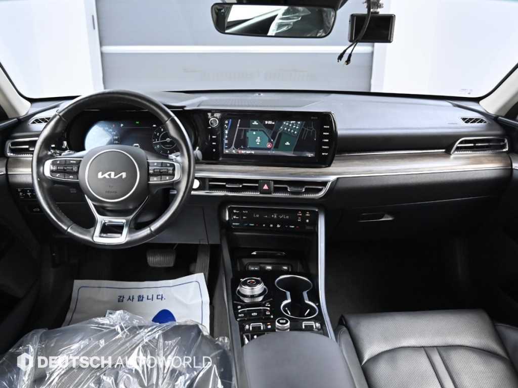 Kia K5 — photo 07