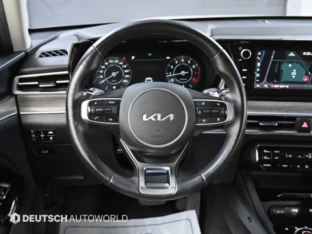 Kia K5 — photo 13