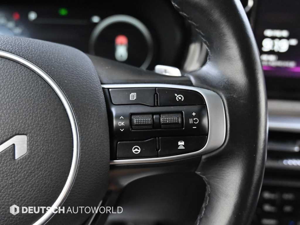 Kia K5 — photo 16
