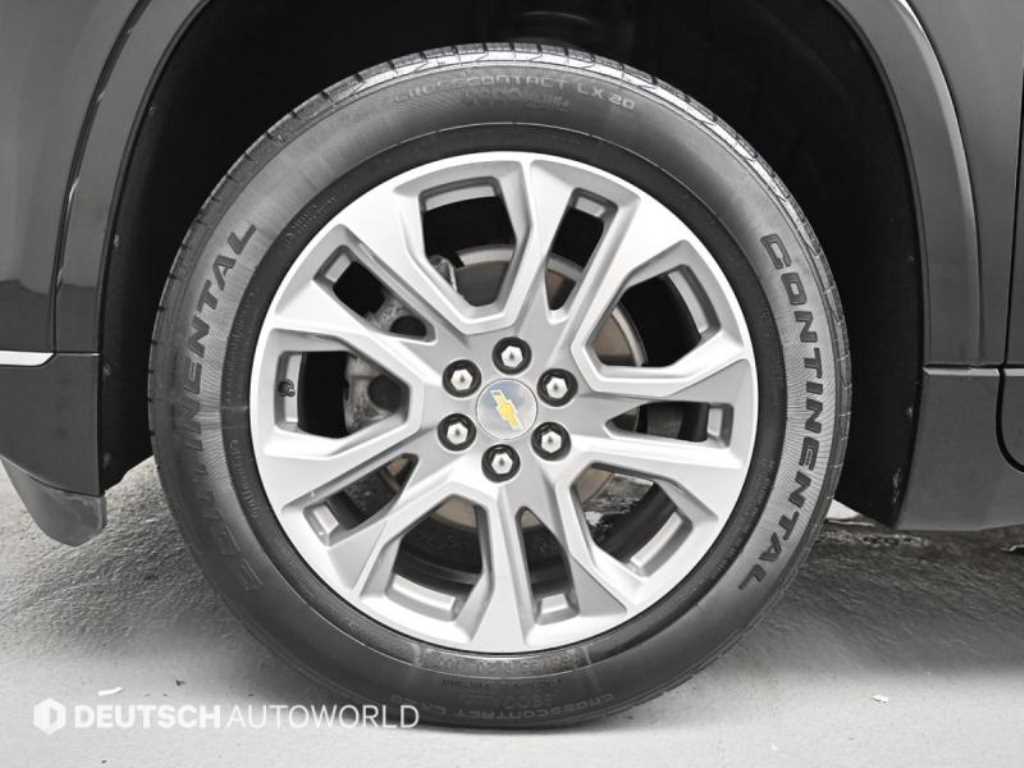 CHEVROLET Traverse — photo 05