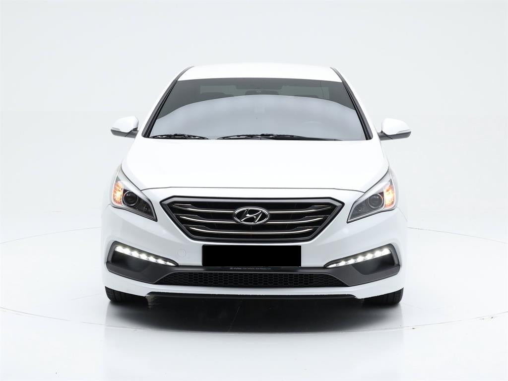 Hyundai Sonata — photo 02