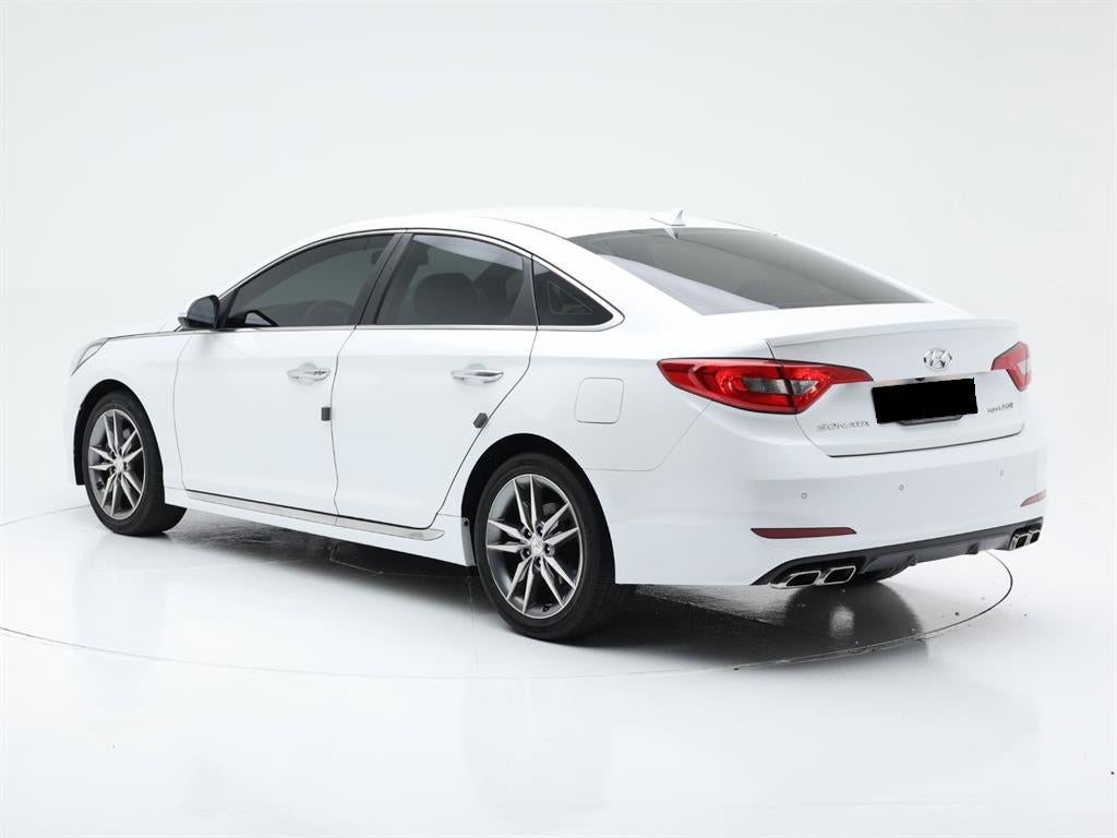 Hyundai Sonata — photo 04