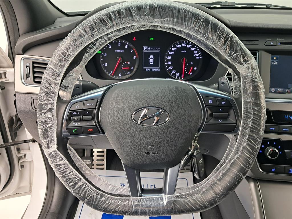 Hyundai Sonata — photo 07