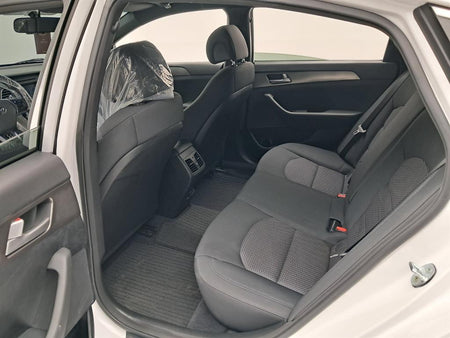 Hyundai Sonata — photo 12