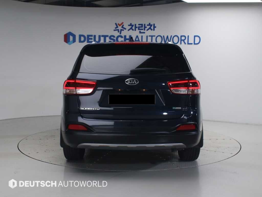 Kia Sorento — photo 04