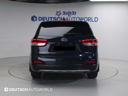 Kia Sorento — photo 04
