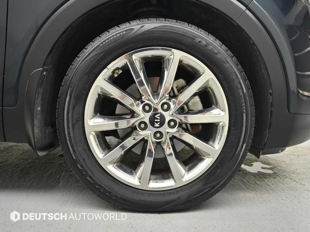 Kia Sorento — photo 05