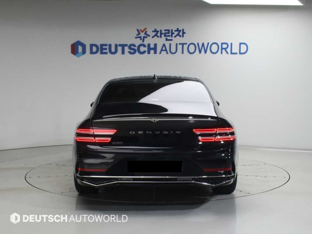 Genesis G80 — photo 04