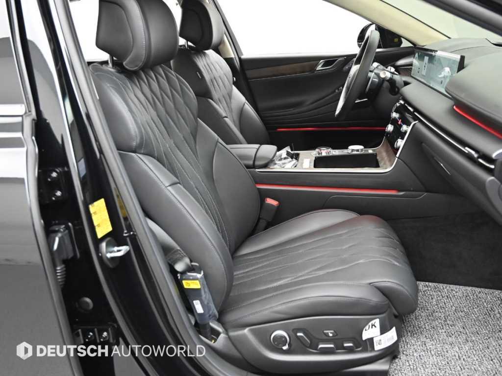 Genesis G80 — photo 10