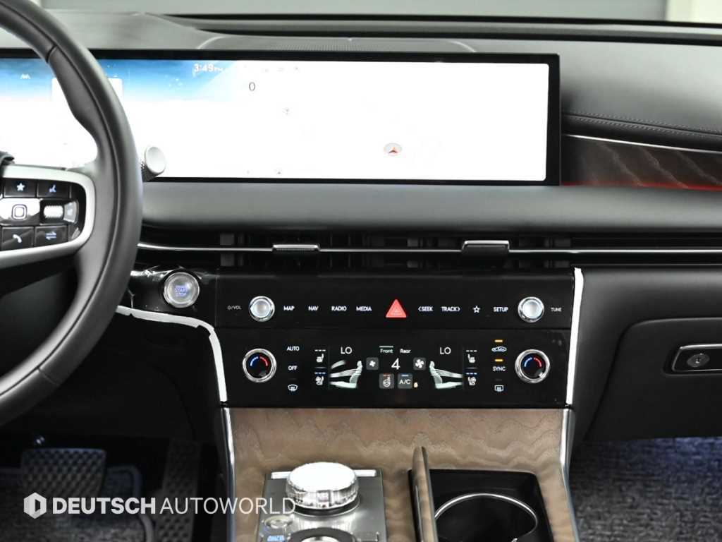 Genesis G80 — photo 14