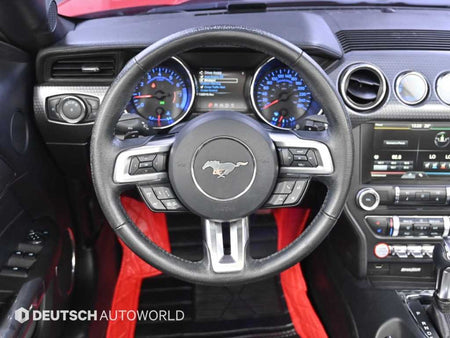Ford Mustang — photo 13