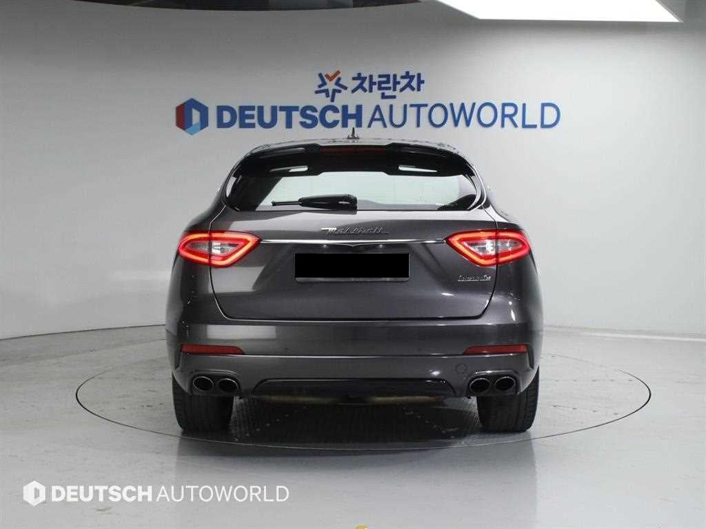 Maserati Levante — photo 04