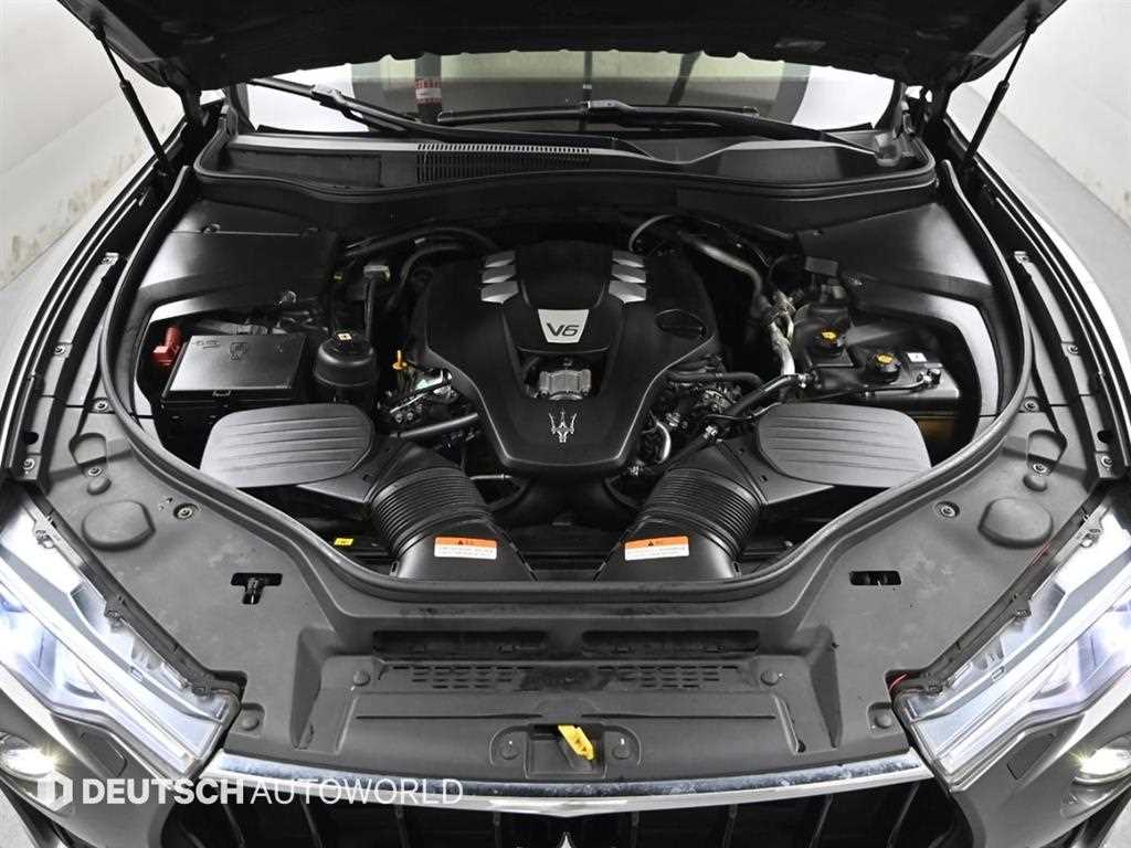 Maserati Levante — photo 06