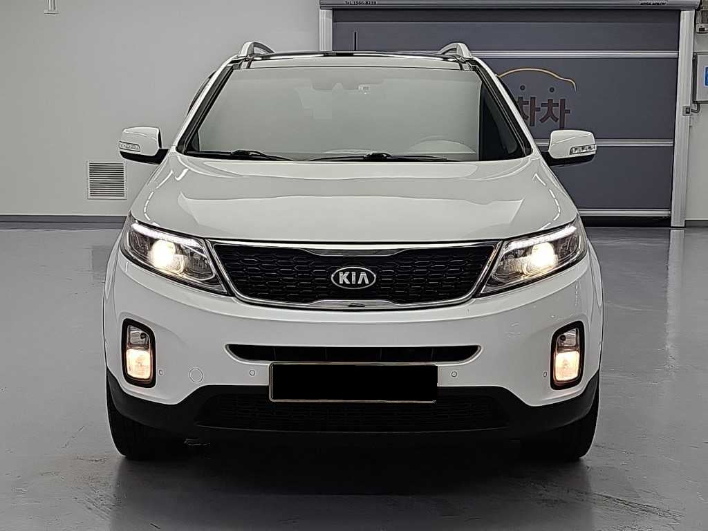 Kia Sorento — photo 02