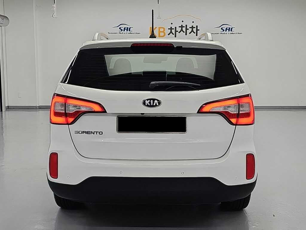 Kia Sorento — photo 03