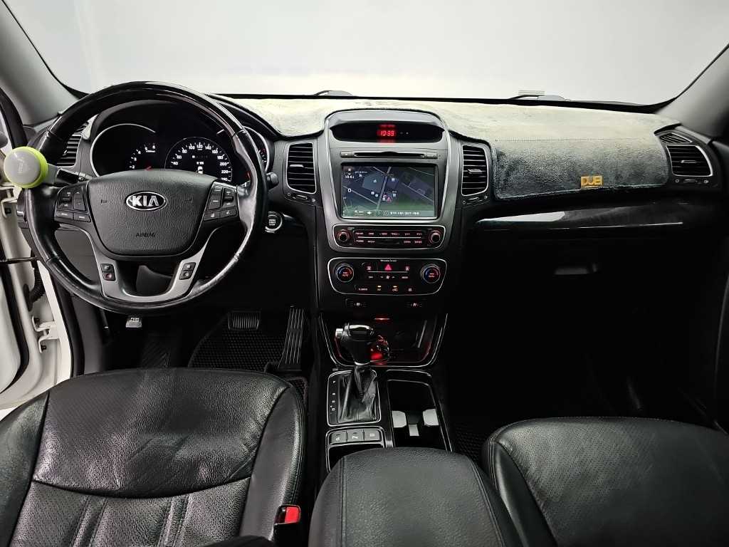 Kia Sorento — photo 07