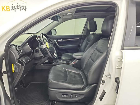 Kia Sorento — photo 11