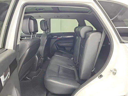 Kia Sorento — photo 12