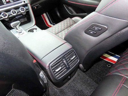 Genesis G70 — photo 15