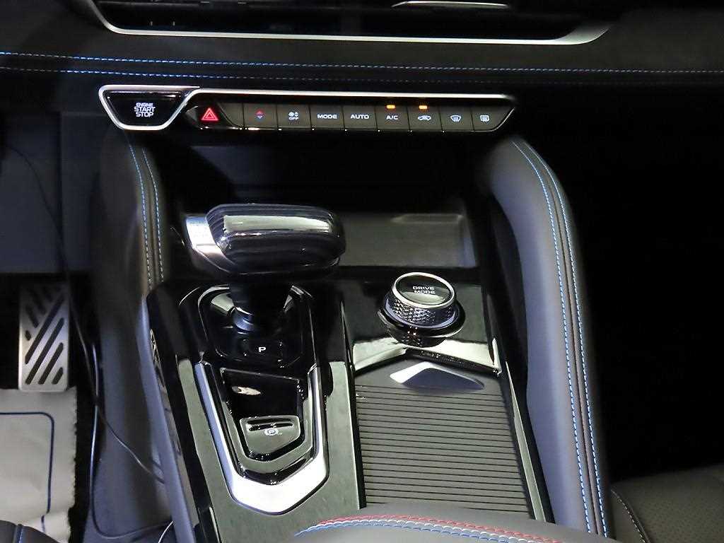 RENAULT Grand Koleos — photo 12