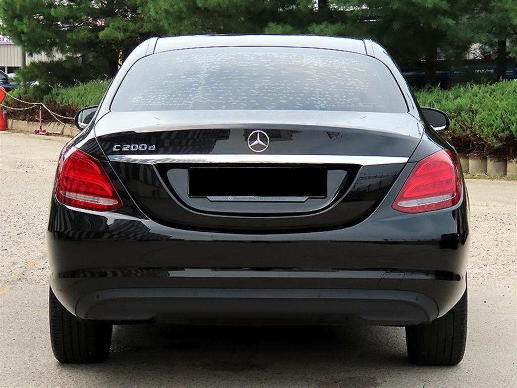 Mercedes-Benz C-Class — photo 04