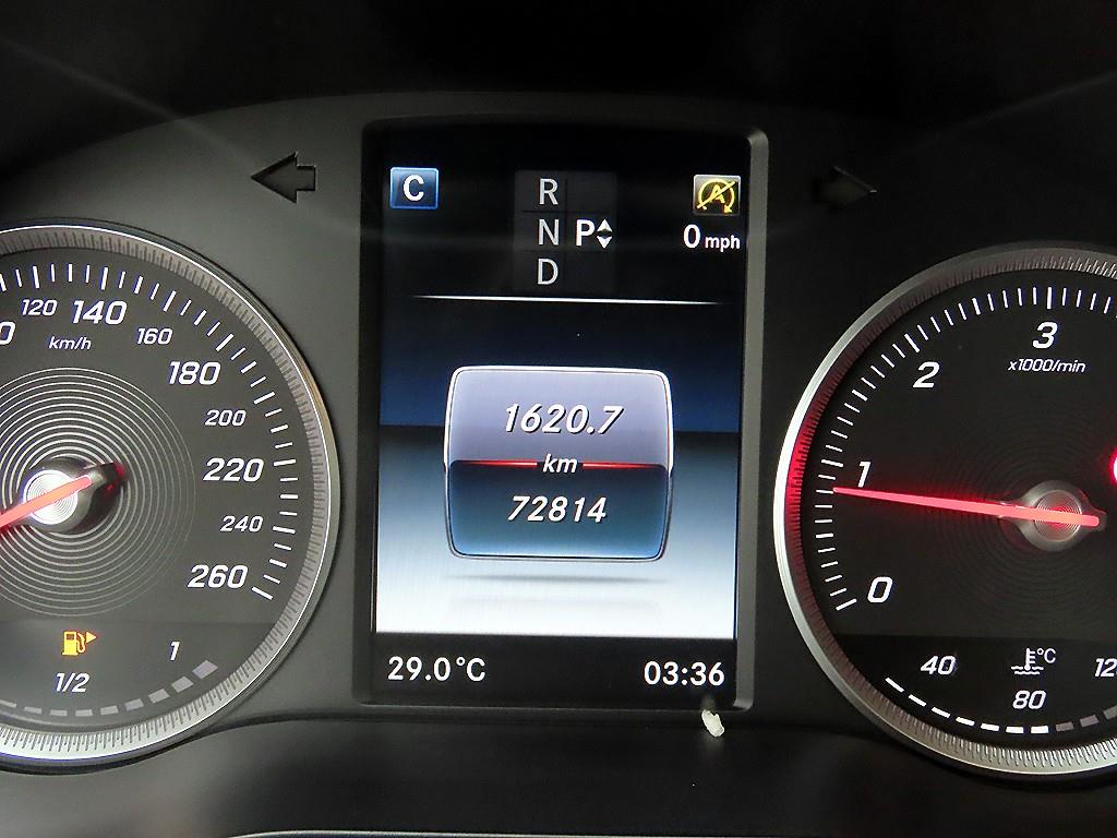Mercedes-Benz C-Class — photo 09