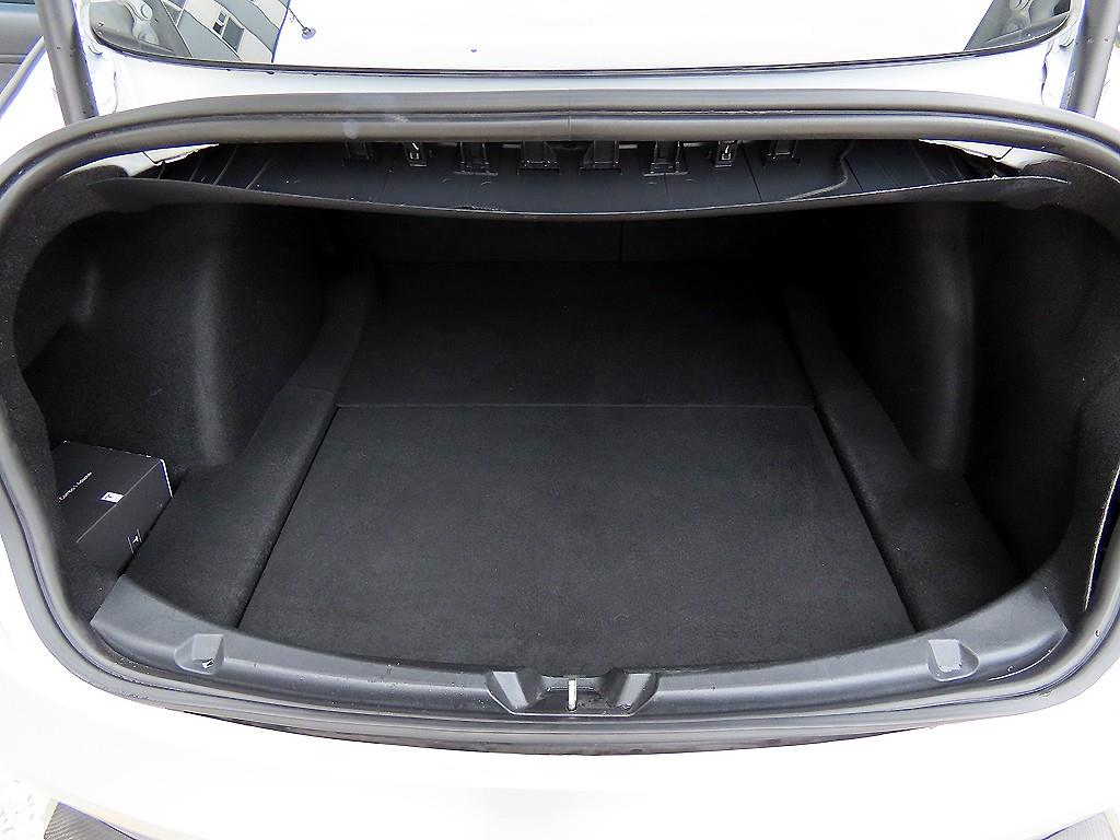Tesla Model 3 — photo 16