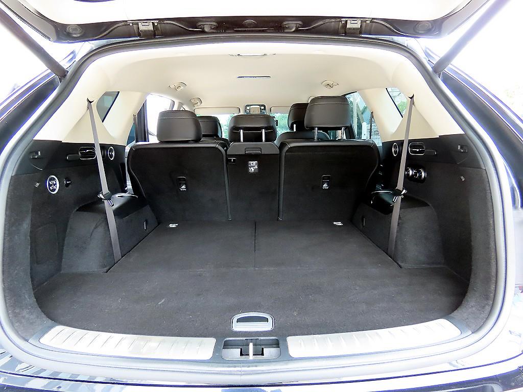 Genesis GV80 — photo 17