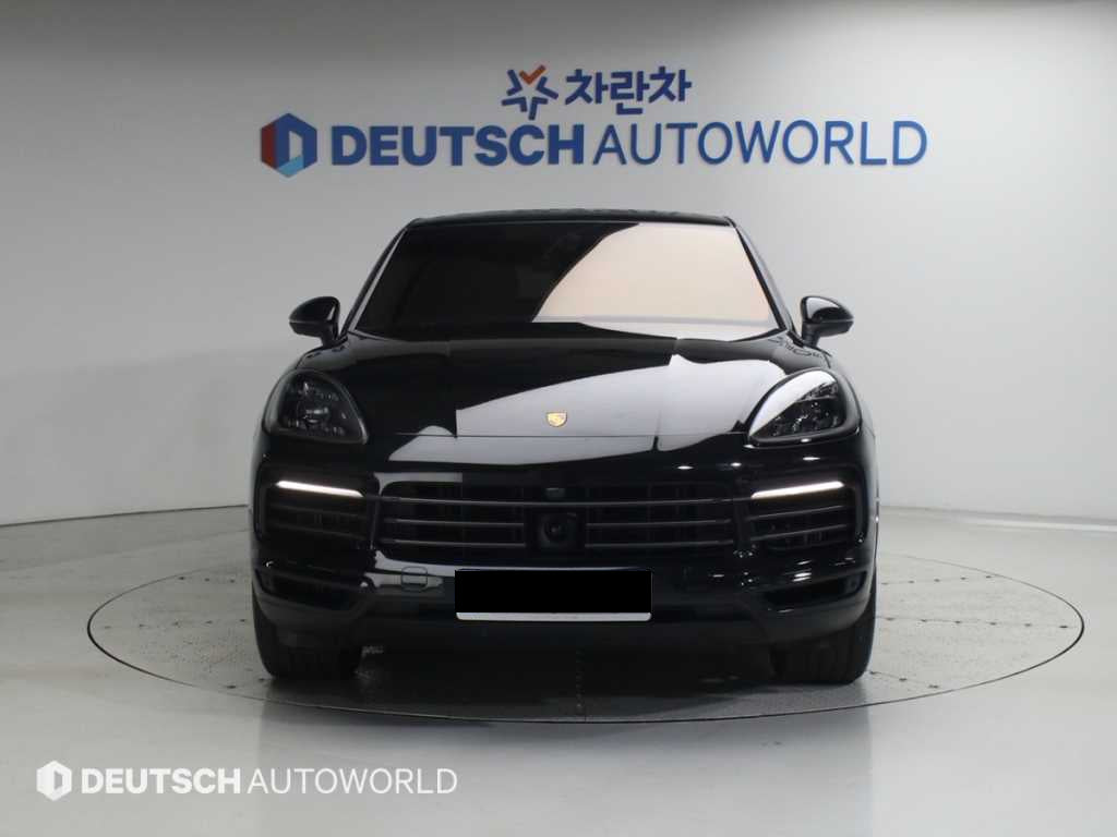 Porsche Cayenne — photo 03