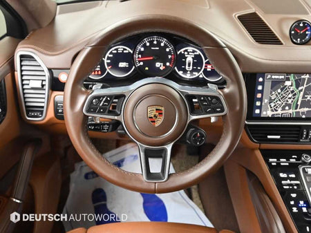 Porsche Cayenne — photo 13