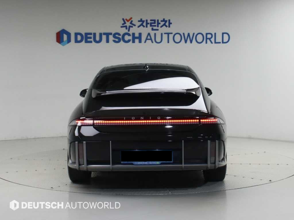 Hyundai Ioniq6 — photo 04