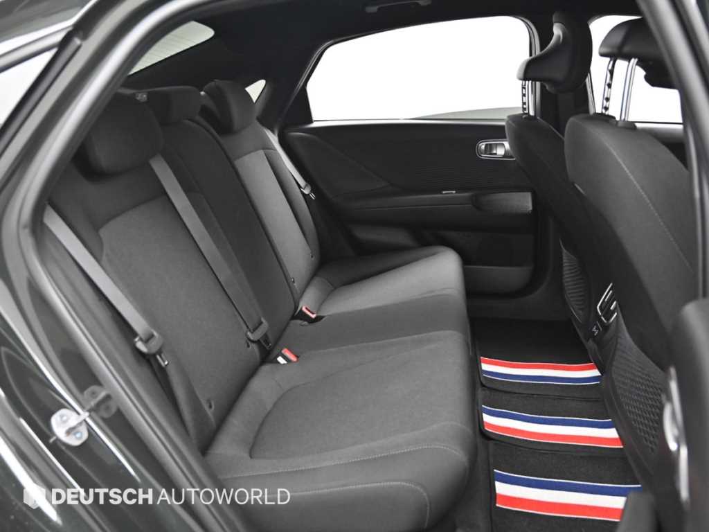 Hyundai Ioniq6 — photo 12