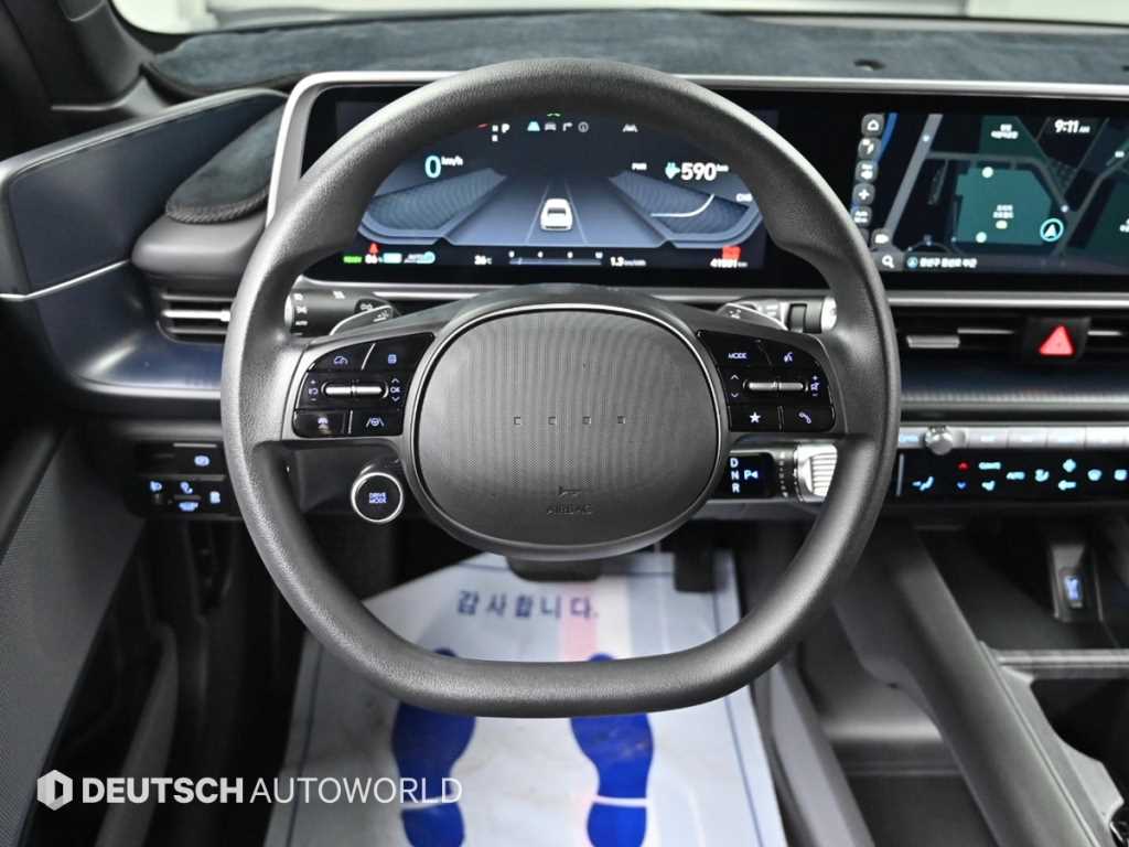 Hyundai Ioniq6 — photo 13