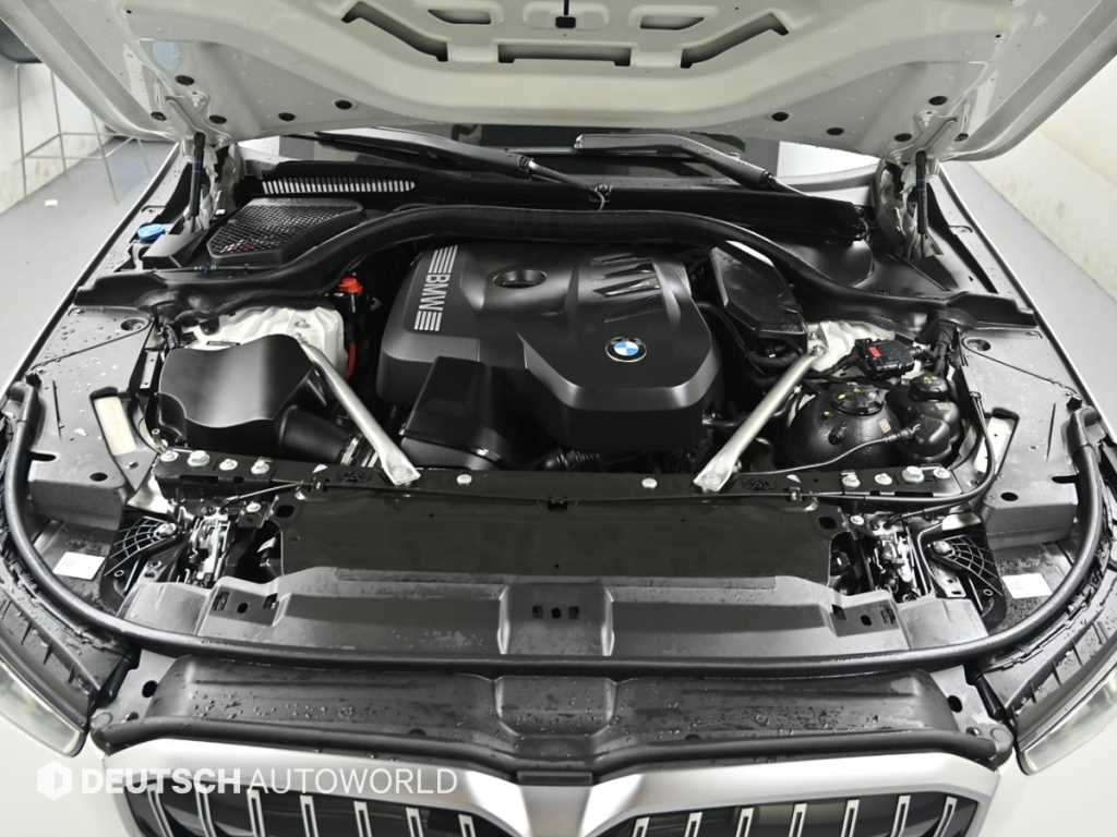 BMW 5-Series — photo 06