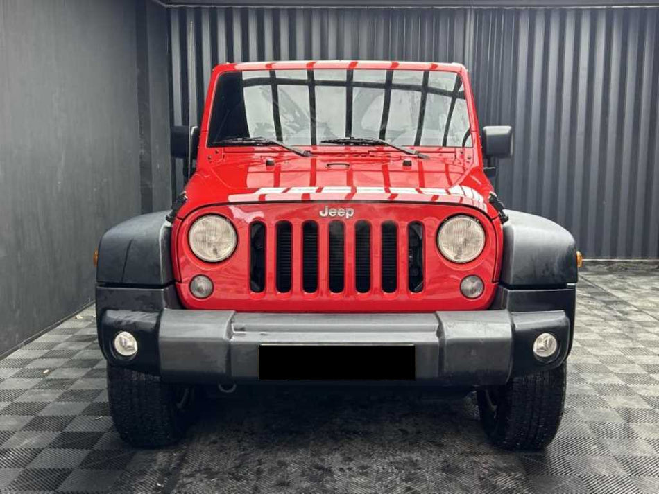 Jeep Wrangler — photo 01