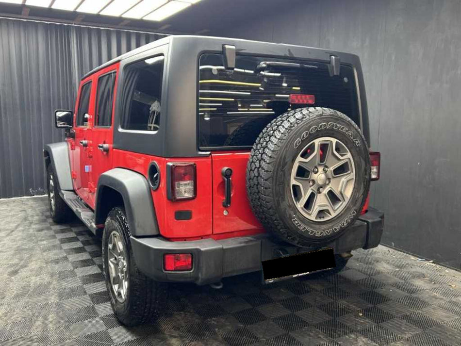 Jeep Wrangler — photo 02