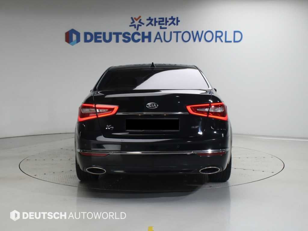 Kia K7 — photo 04