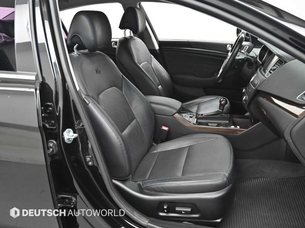 Kia K7 — photo 10