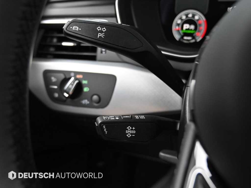 Audi A4 — photo 16