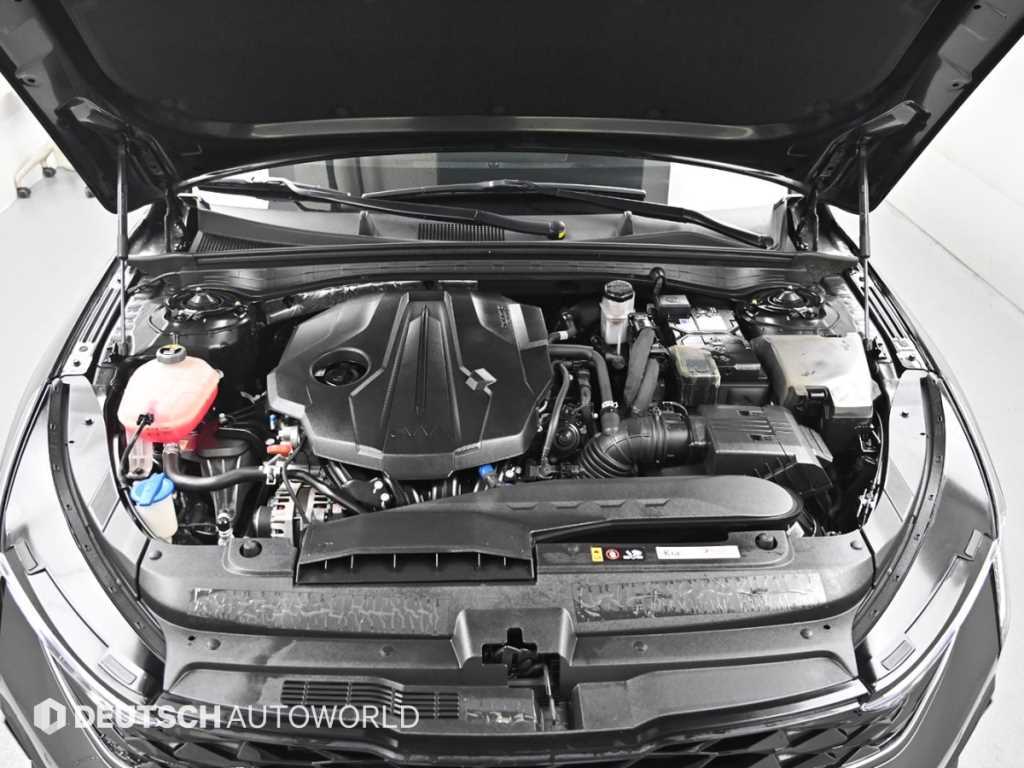 Kia K5 — photo 06