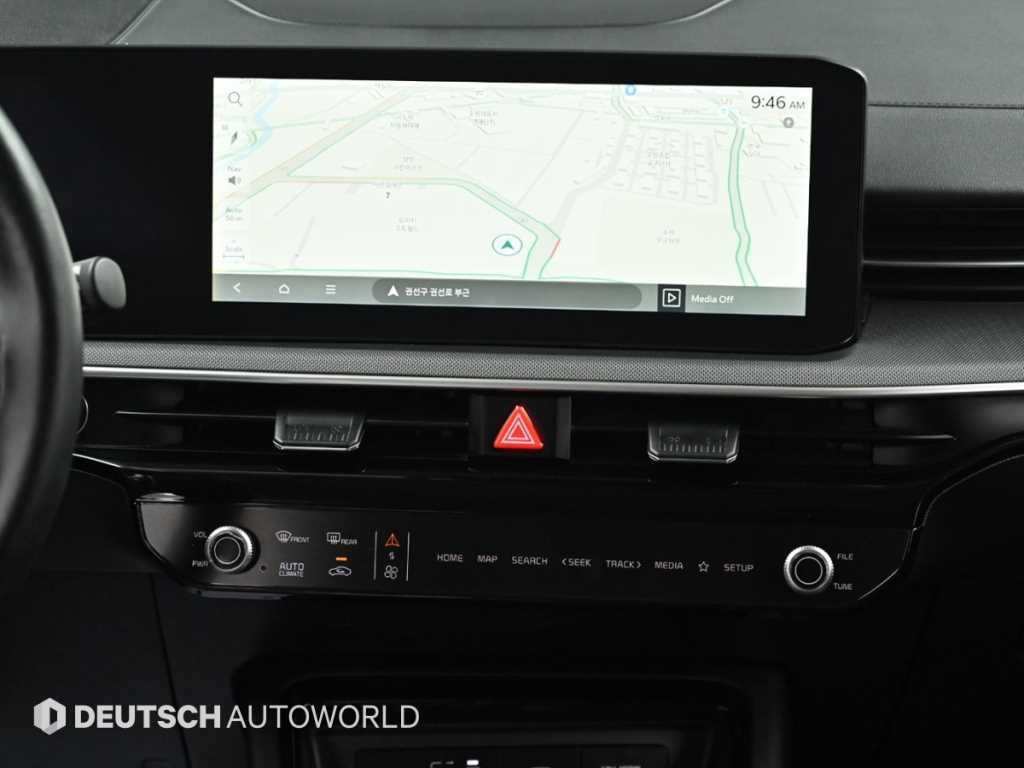 Kia K5 — photo 14
