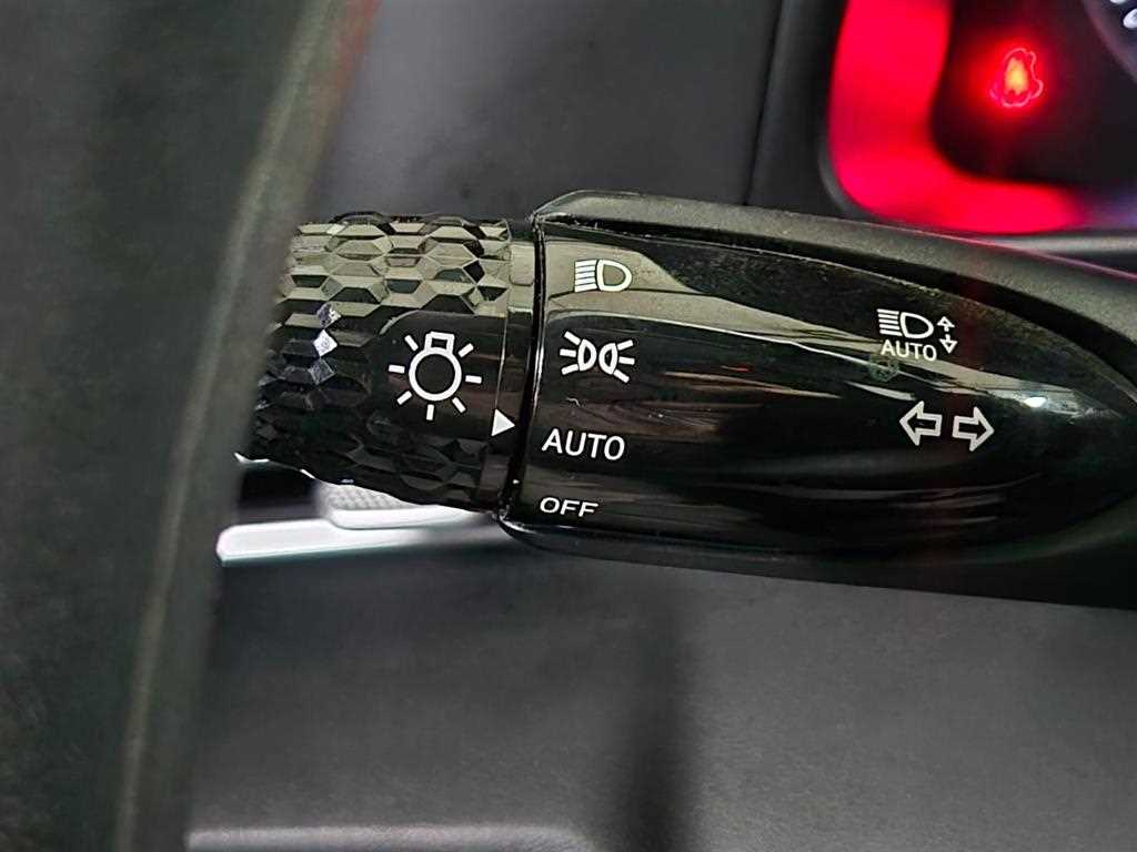 Hyundai Avante — photo 15