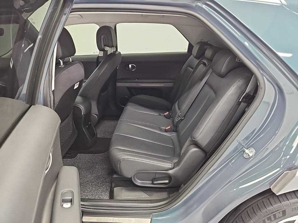 Hyundai Ioniq5 — photo 12