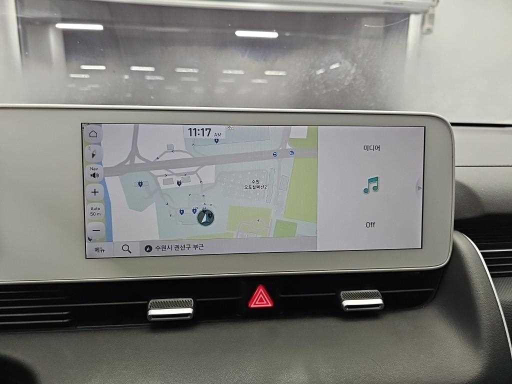 Hyundai Ioniq5 — photo 13