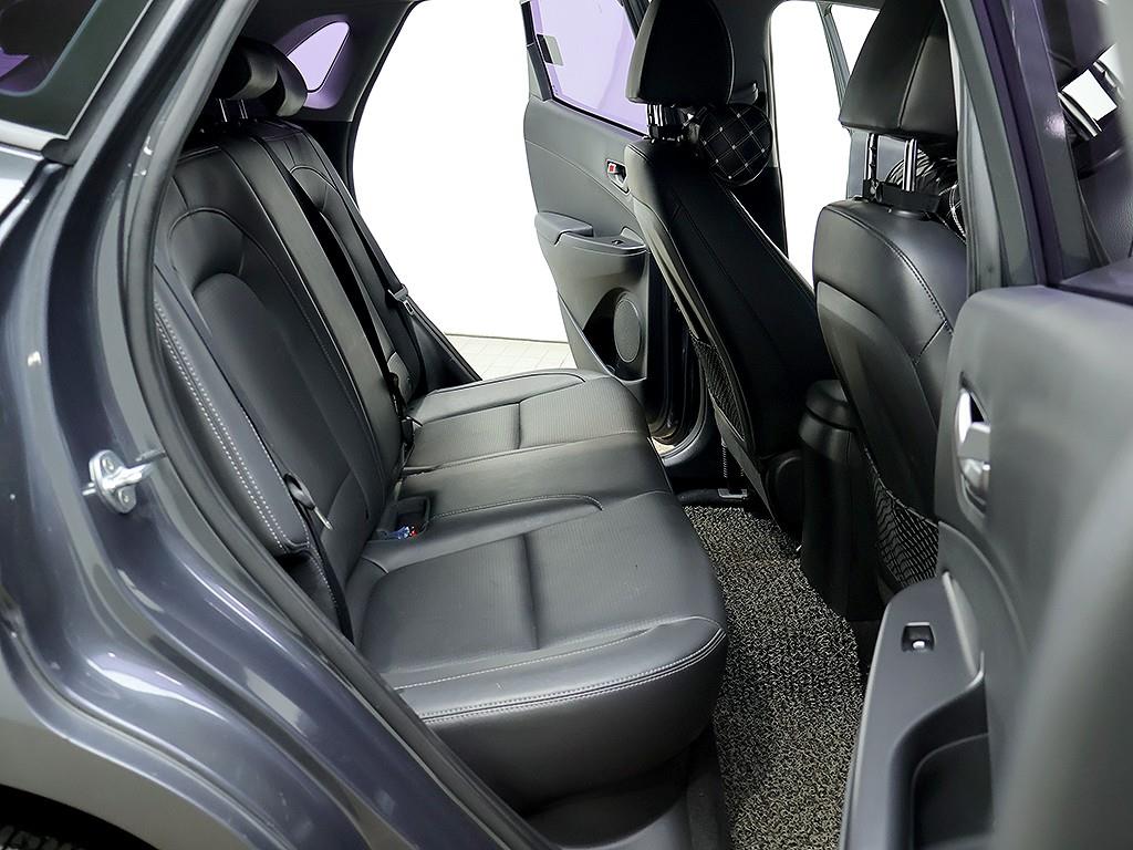 Hyundai Kona — photo 12