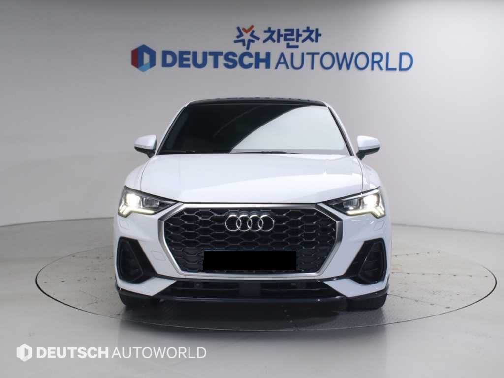 Audi Q3 — photo 03