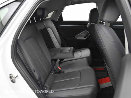 Audi Q3 — photo 12