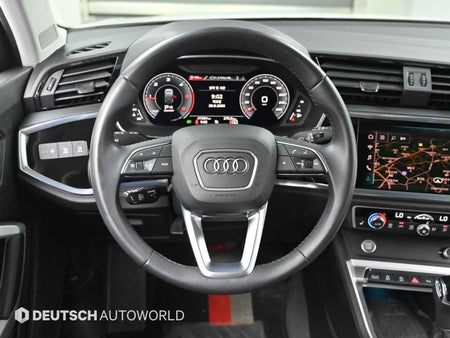 Audi Q3 — photo 13