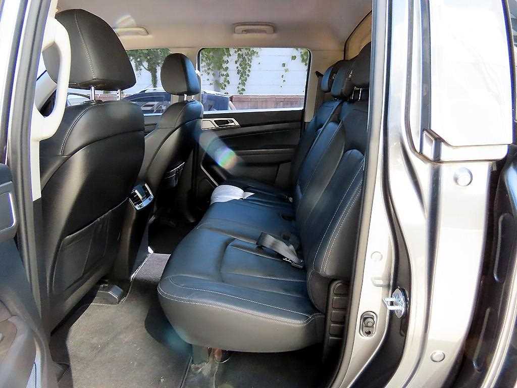 KGM Rexton Sports — photo 06