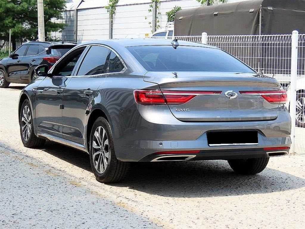 RENAULT SM6 — photo 03